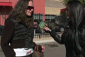 女人和大黄狗性交内射