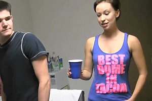 女人帮男人橹寸止榨精小说